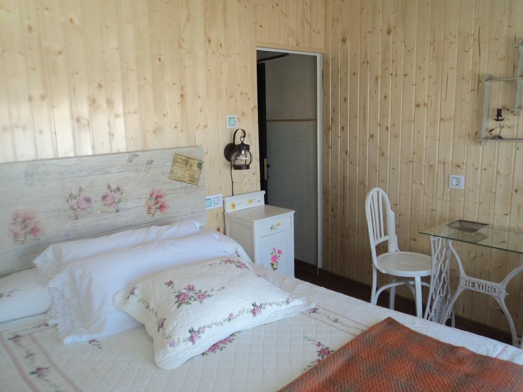 Casa Rural Abuela Maxi Ríolobos Стая снимка